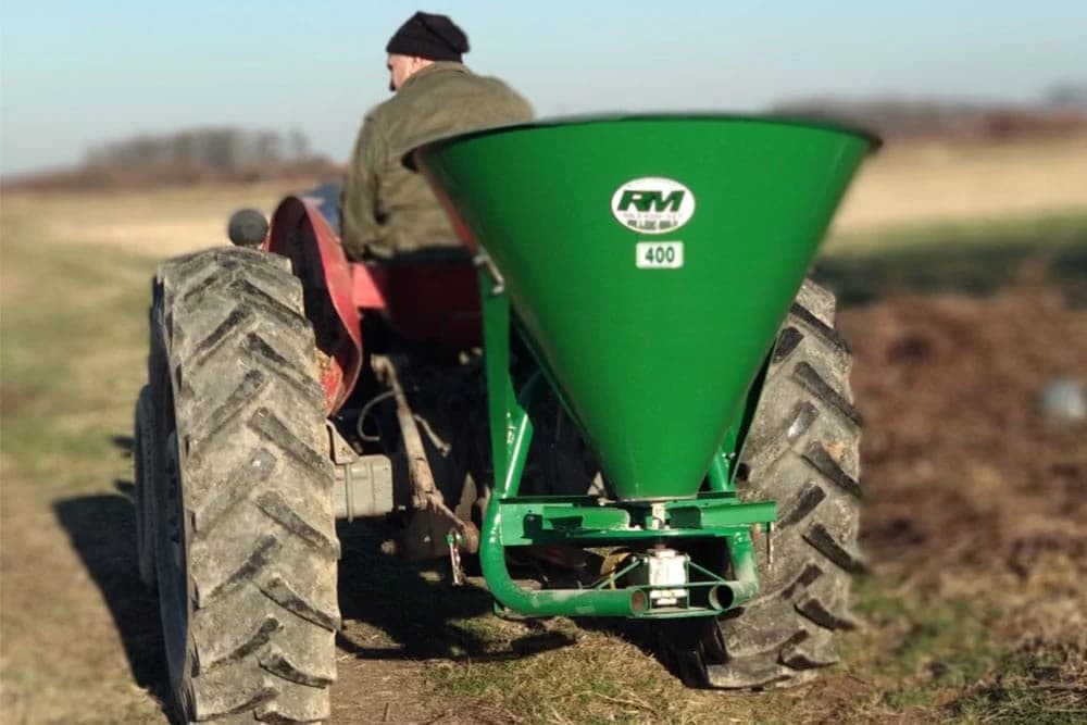 Konkurs za poljoprivrednike: Spremili milione za nove traktore i priključke