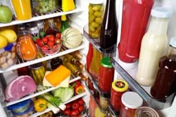 EU razmatra uvođenje "semafor" sistema za hranu