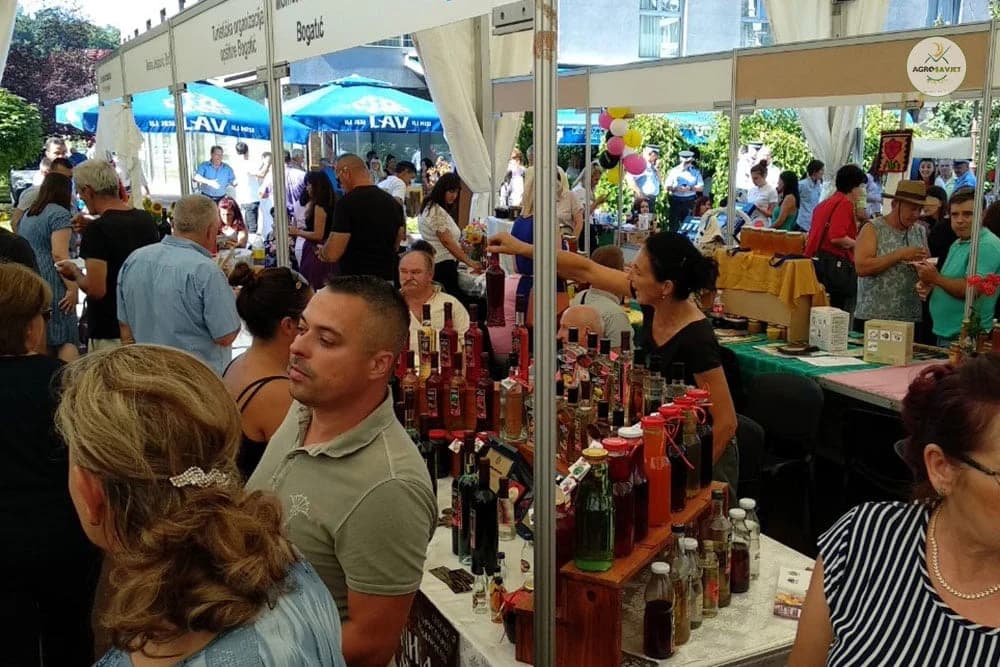 Ugljevik: Festival šljive, rakije i meda