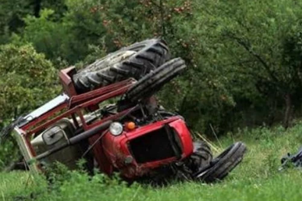 Tragedija u Srbiji: Prevrnuo se u traktoru i poginuo