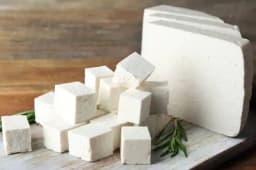 KO NE SMIJE DA JEDE FETA SIR