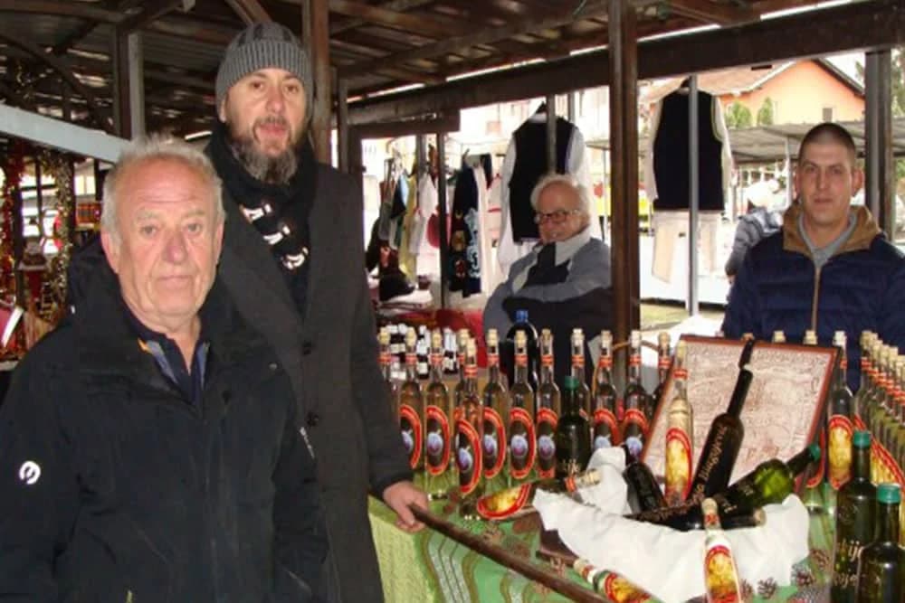 “Zimska pijaca” u Gradišci - Bogatstvo zdrave hrane Lijevče polja i Potkozarja