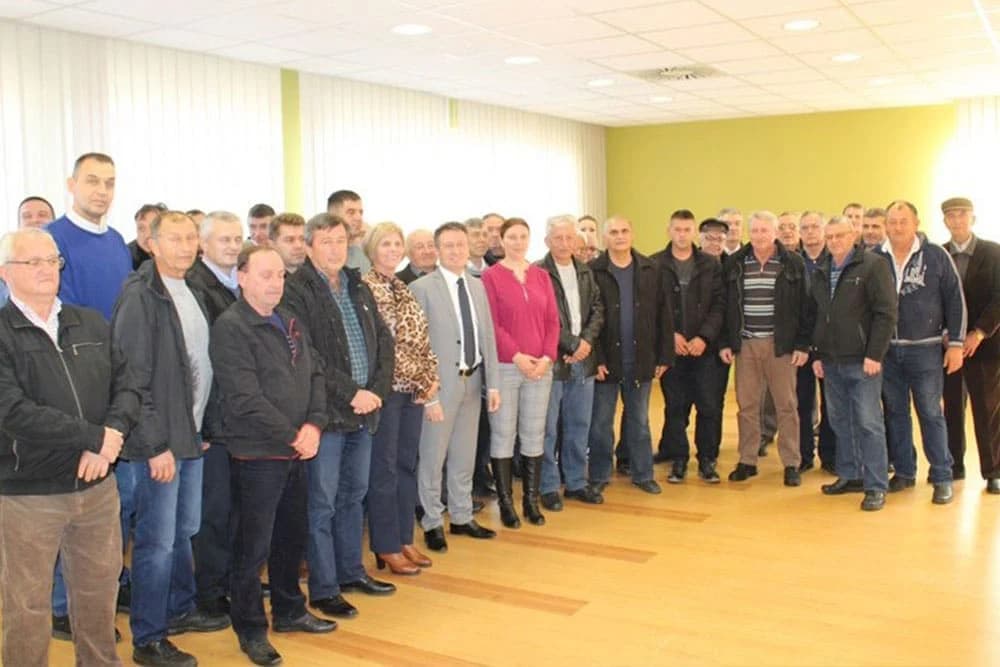 Opština Ugljevik podstiče pčelare sa 22.500 KM