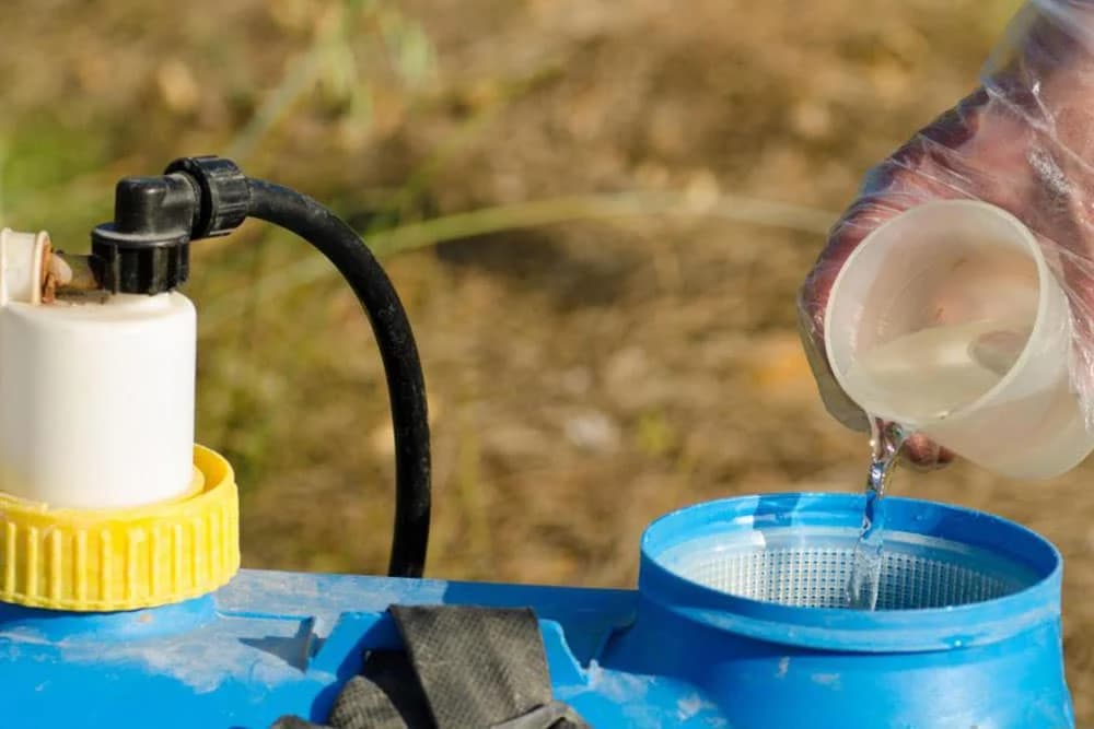 Miješanje pesticida