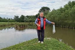 Bijeljinski penzioner kapital stečen u Austriji ulaže u zavičaj!