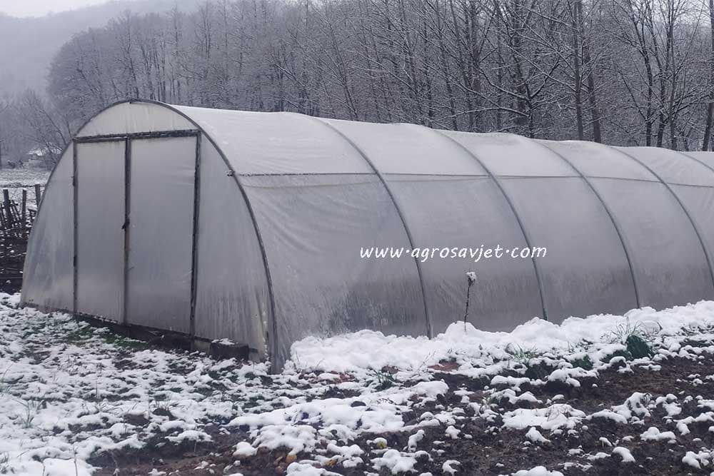 Kako sačuvati plastenike od snijega