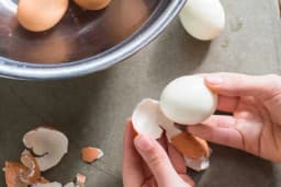 S ovim trikom guljenje kuvanih jaja vam više neće biti problem