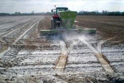 Kalcifikacija zemljišta – Kada i kojim sredstvima?