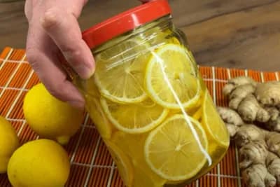 ZA JAČANJE IMUNITETA - Limun, đumbir i med