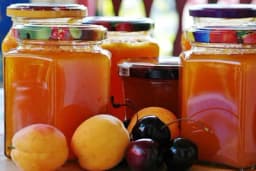 Marmelada od raznog voća po tradicionalom receptu