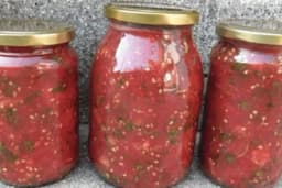 Ovako se sprema paradajz za zimu: Za đuveč, sataraš i ostala jela gdje ide paradajz