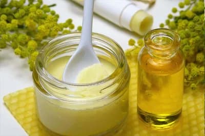 Šest najboljih eteričnih ulja za OTICANJE i UPALU: Evo kako možete sami da napravite oblogu (RECEPT)