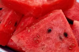 Da li koštice lubenice treba vaditi ili jesti