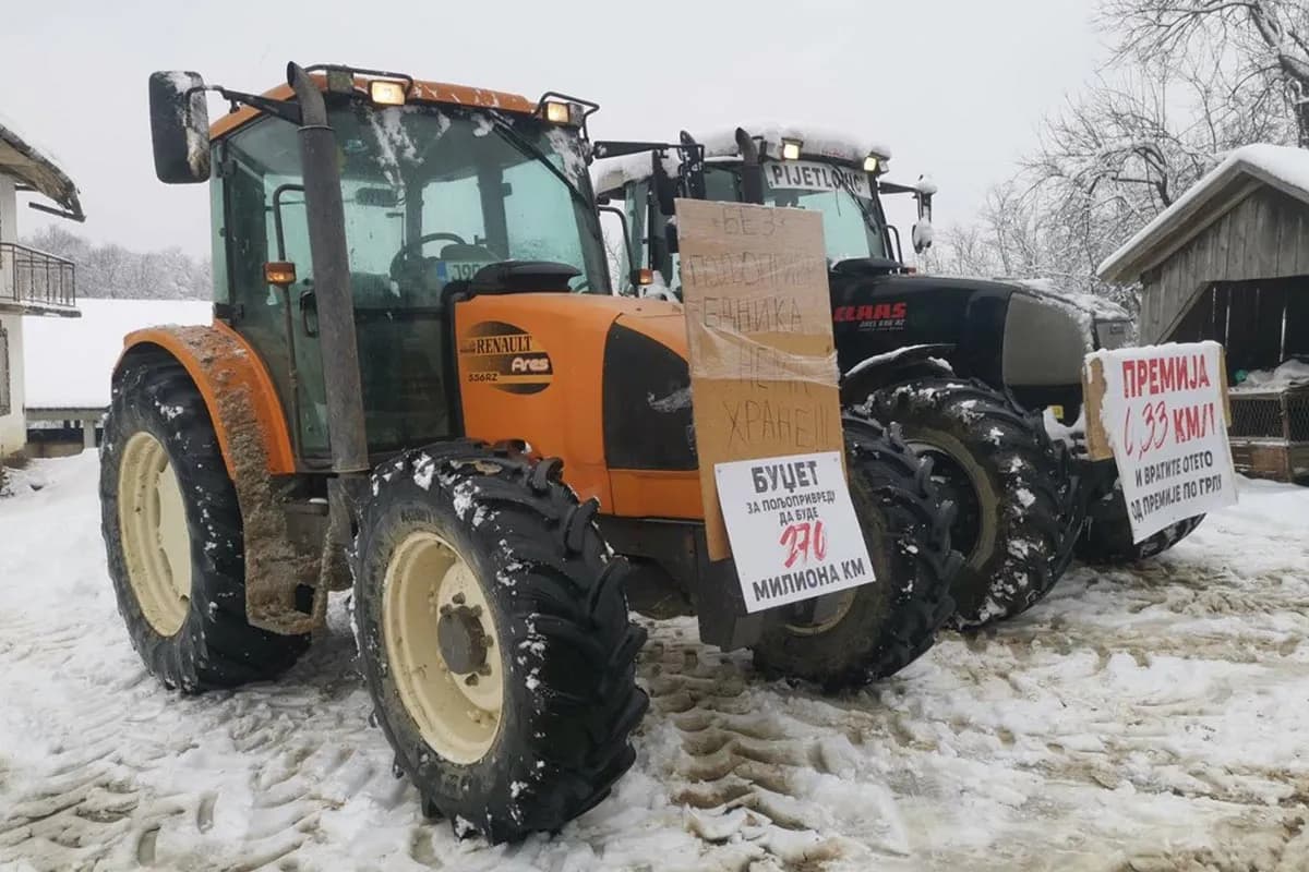 Mljekari idu u protest, ali bez traktora: Okupljanje u blizini zgrade Vlade