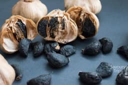 CRNI-BIJELI LUK? Od njega se ne stvara zadah!