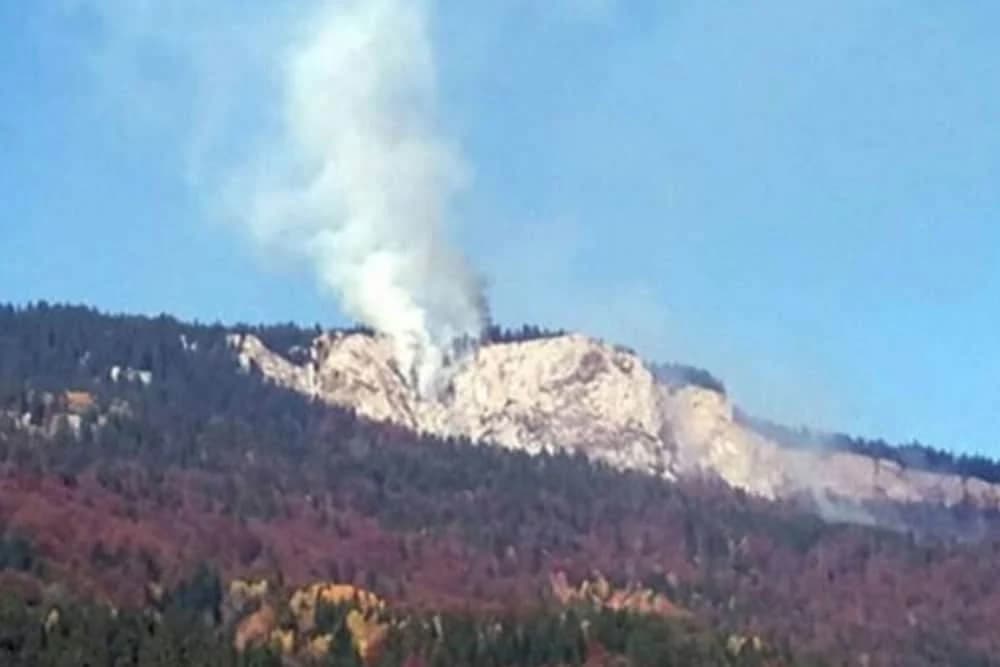 GORI ROMANIJA: Za gašenje vatre treba helikopter