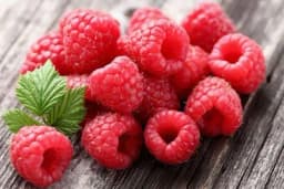 Malina – Lijek naših baka, ali i provjerenih farmaceutskih kuća