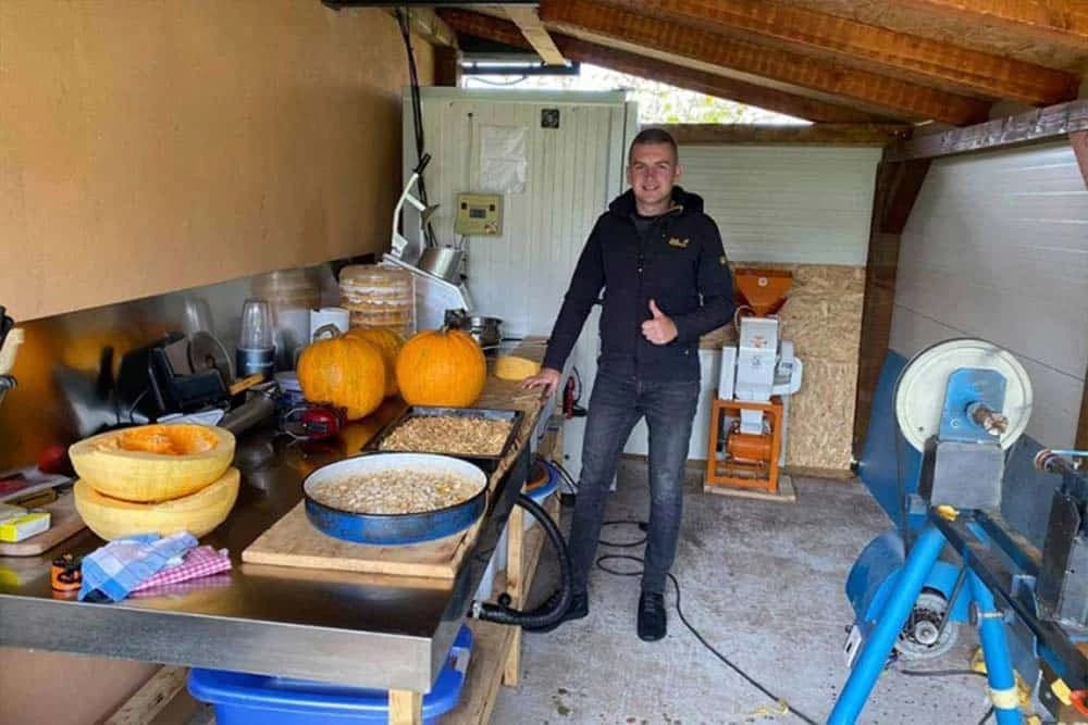 Sin i otac iz Viteza prvi krenuli u proizvodnju brašna od tikve