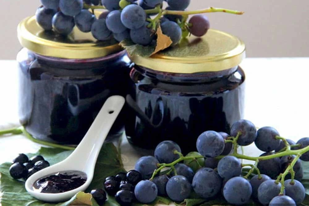 džem od crnog grožđa