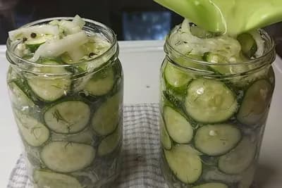 Kako da napravite ljetnje ukiseljene krastavce - Možete da ih jedete već nakon 2 sata