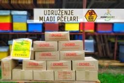 Udruženje "Mladi pčelari" organizovalo dodjelu pčelinjih pogača