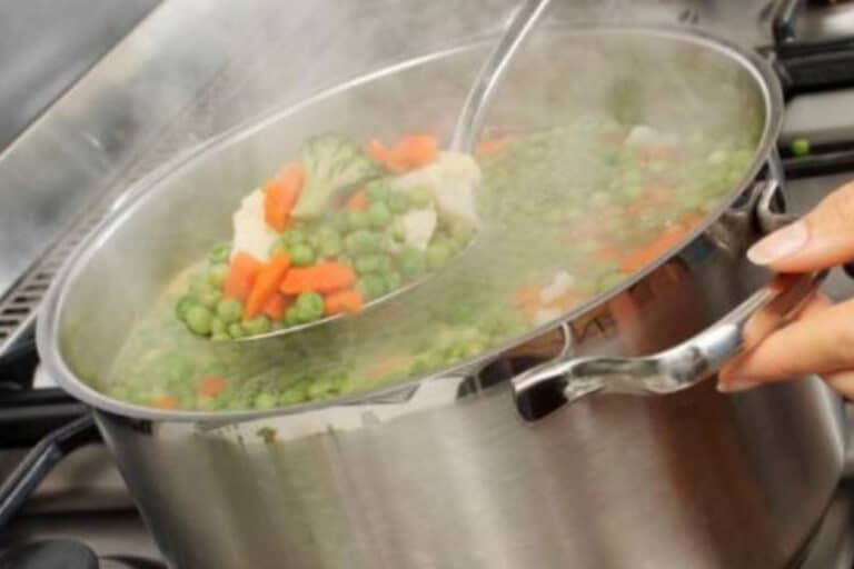 Najčešće greške kod čuvanja i spremanja povrća – Evo kako da ne uništimo vitamine!