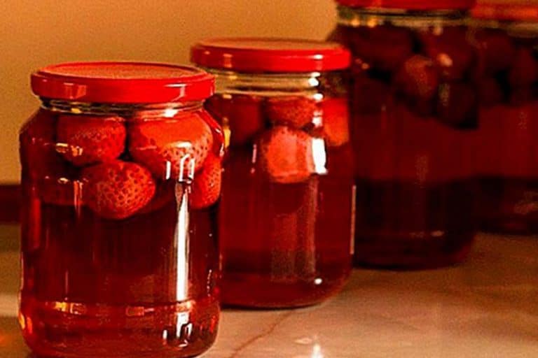 Kompot od jagoda – Jedite jagode tokom cijele godine