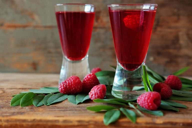 Rakija od maline – Recept za ukusno piće bogato vitaminima