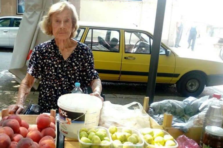 Pola vijeka na pijaci – Smokve bake Dobrile nadaleko poznate