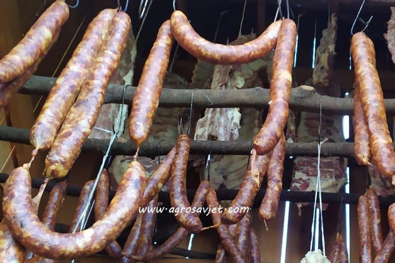Sremska kobasica – Recept i postupak sušenja za neodoljiv ukus