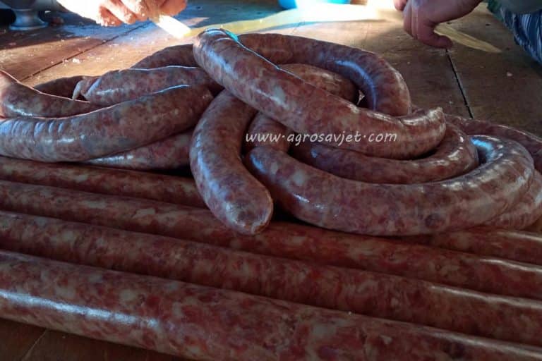Sastojci i priprema za izradu svježih kobasica