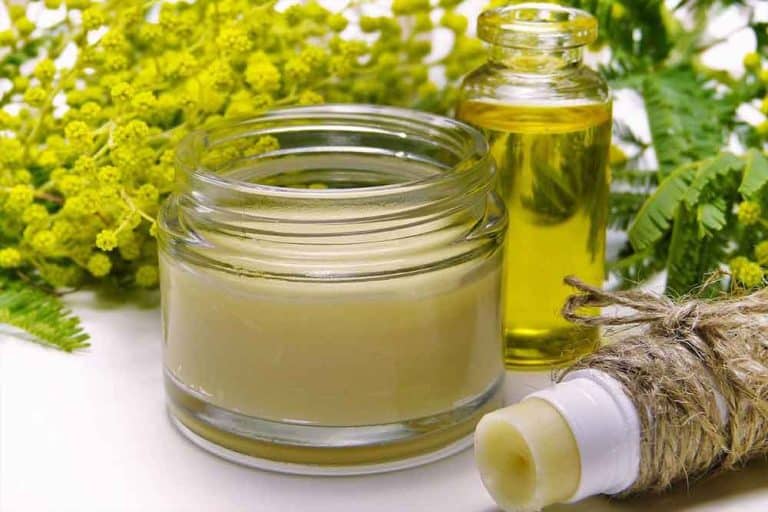 Recept za prirodan balzam za usne od četiri sastojka